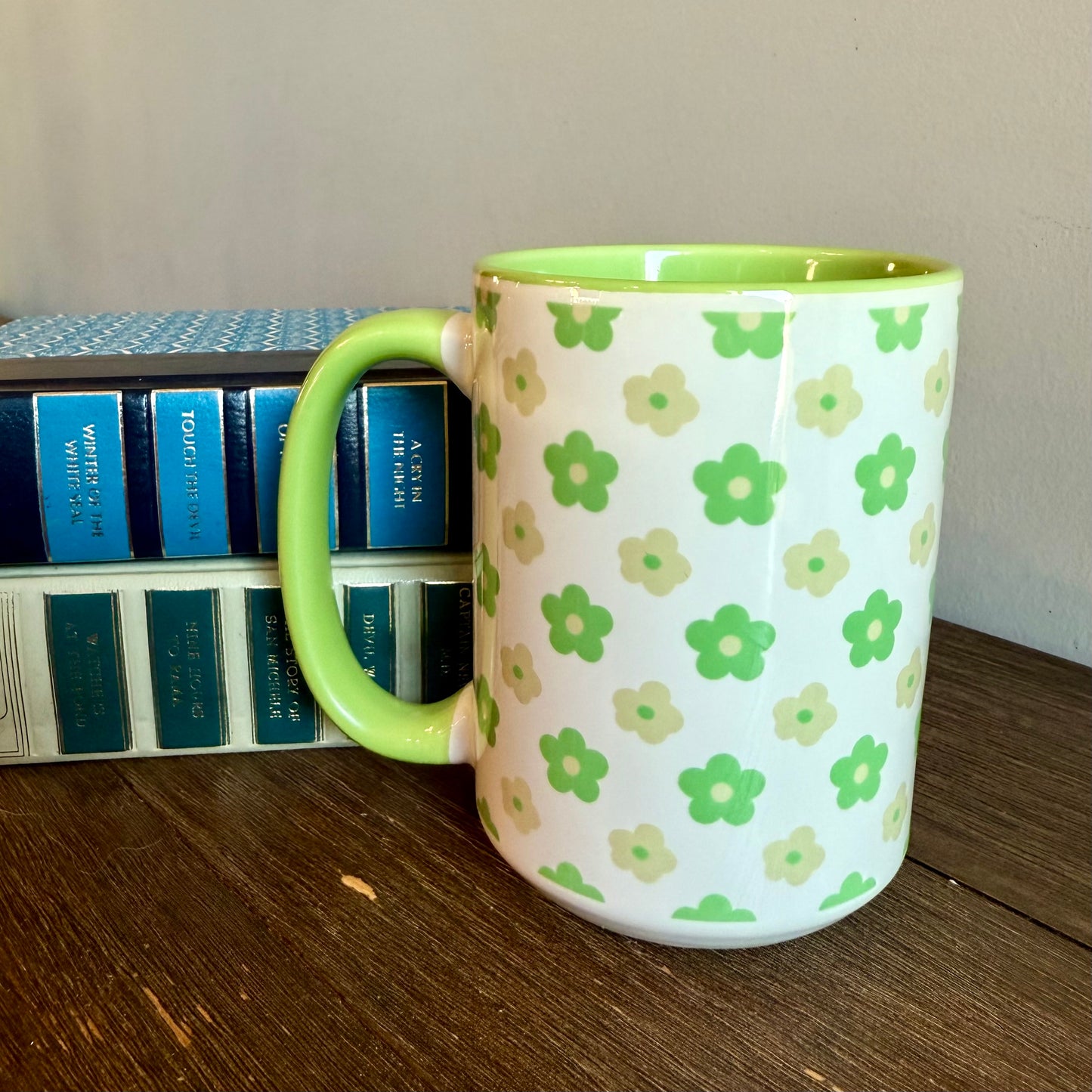 Tiny Daisies Ceramic Mug