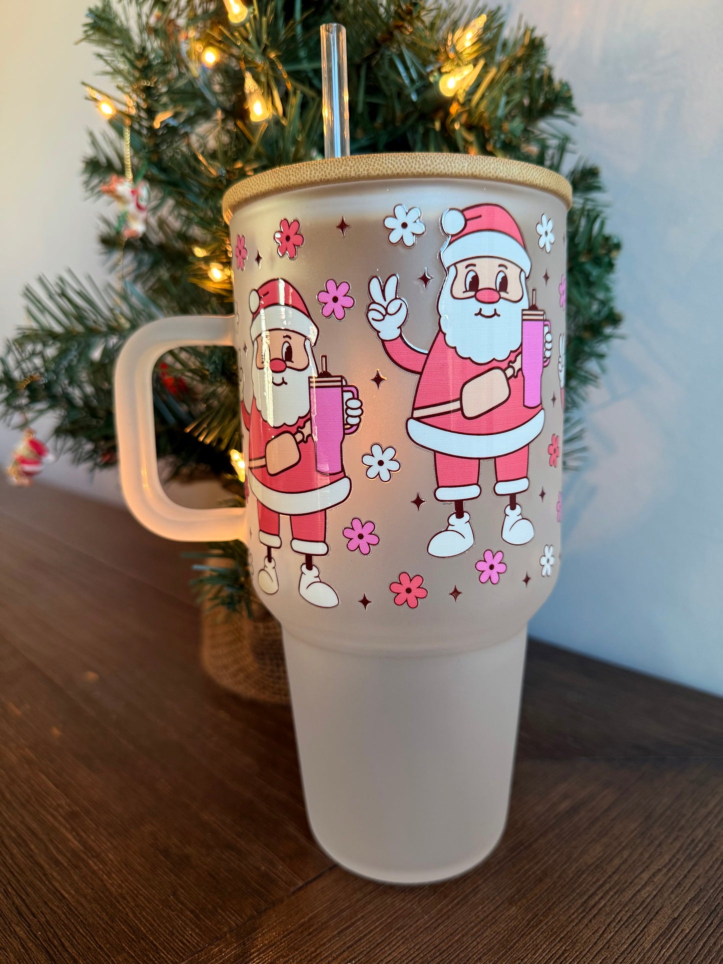 Retro Santa 32oz Glass Mug