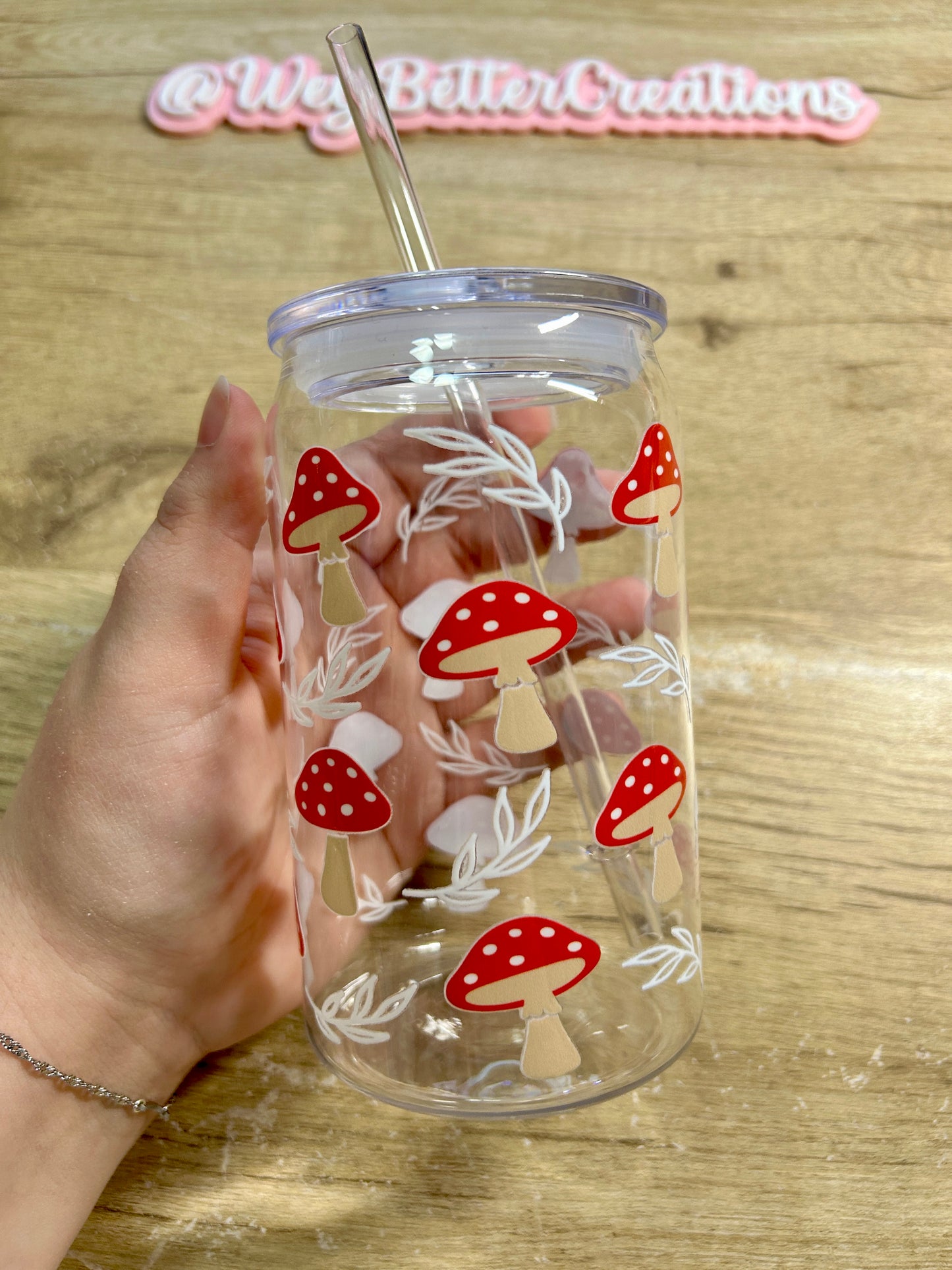 紅蘑菇塑膠罐玻璃